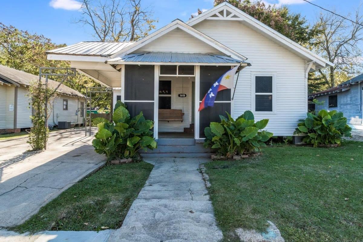 Spacious 4Br Retreat In The Heart Of Lafayette Exteriör bild